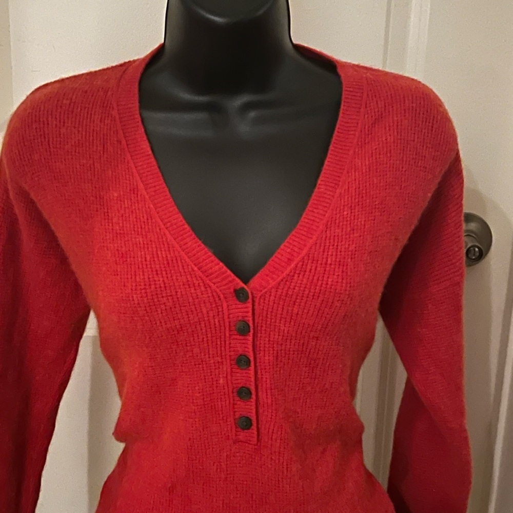 Madewell women’s size xs, red wool 22% blend. New without tags